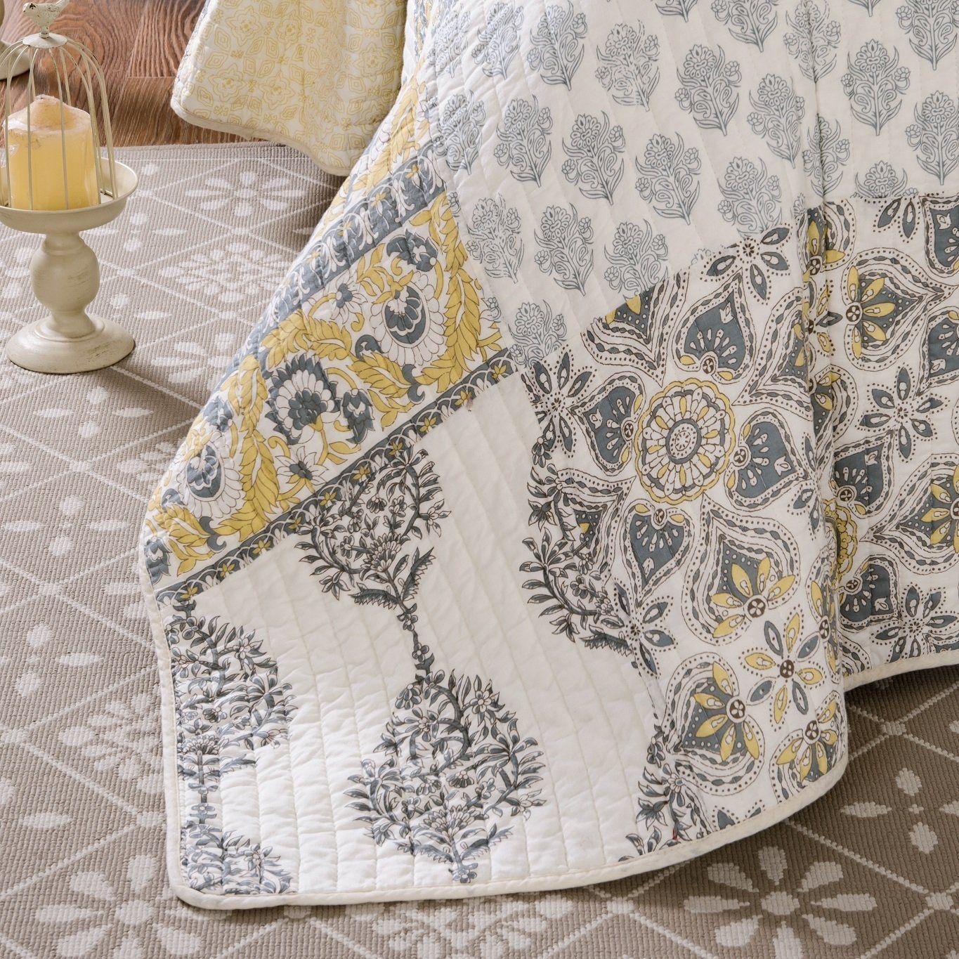 DaDa Bedding Honey Comb Elegance Floral Cotton Patchwork Bedspread Set